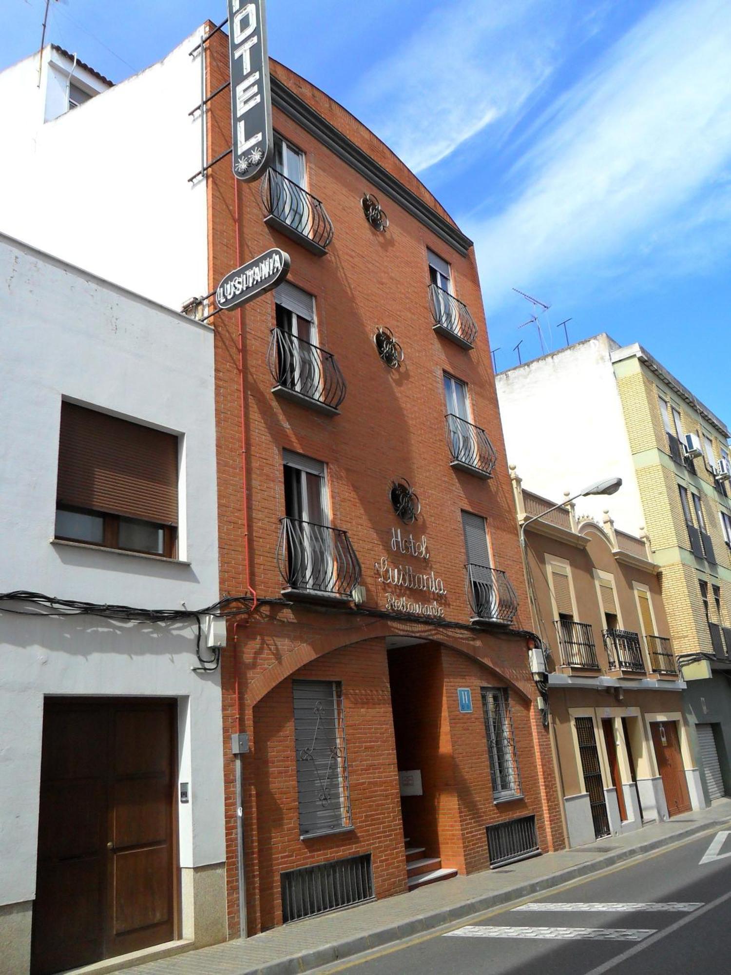 Hotel Lusitania, Centro Ciudad, Parking Privado Merida Exterior foto